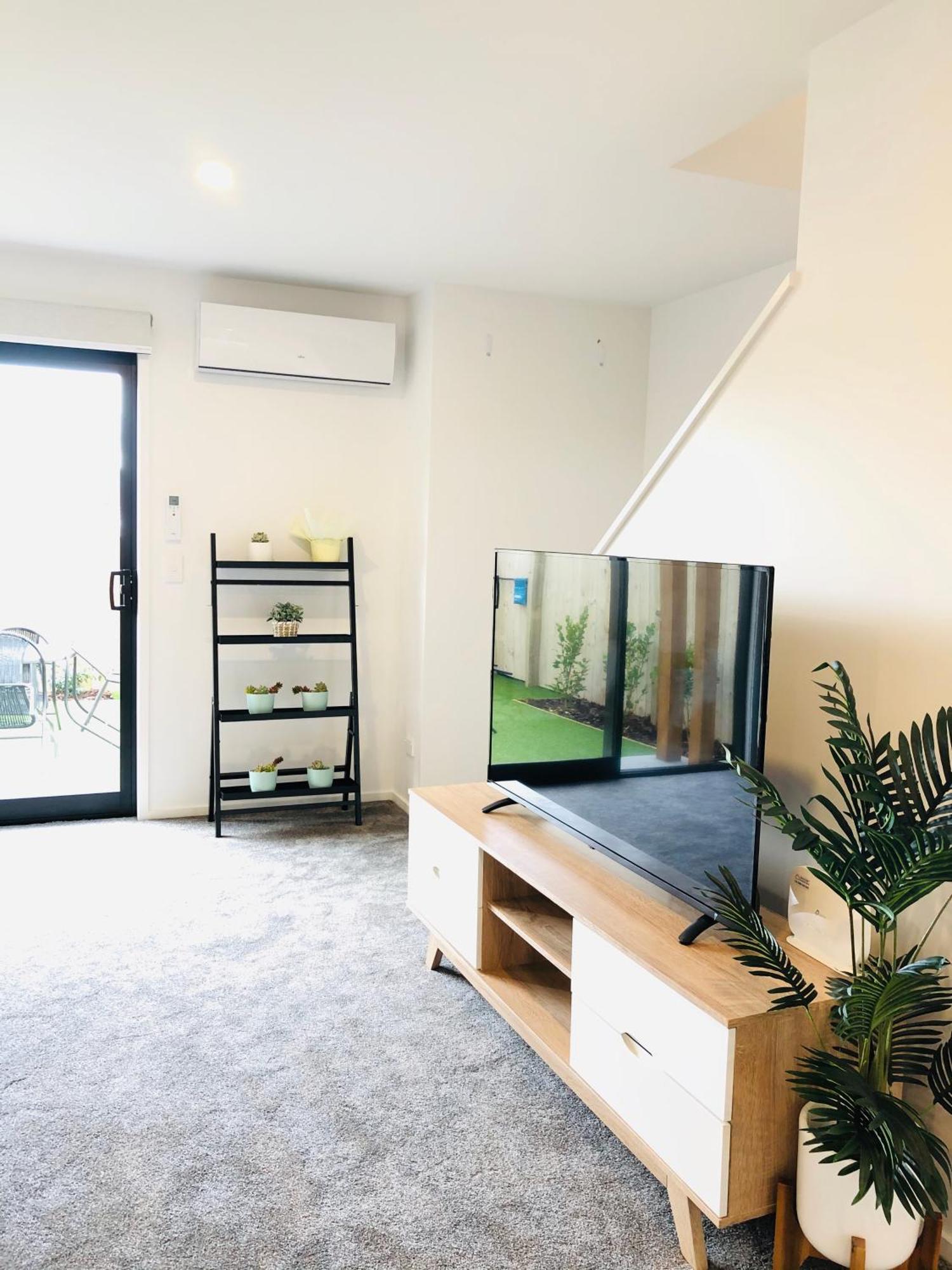 شقة Arena,Railway Station Townhouse With Free Car Park كريستتشيرش المظهر الخارجي الصورة